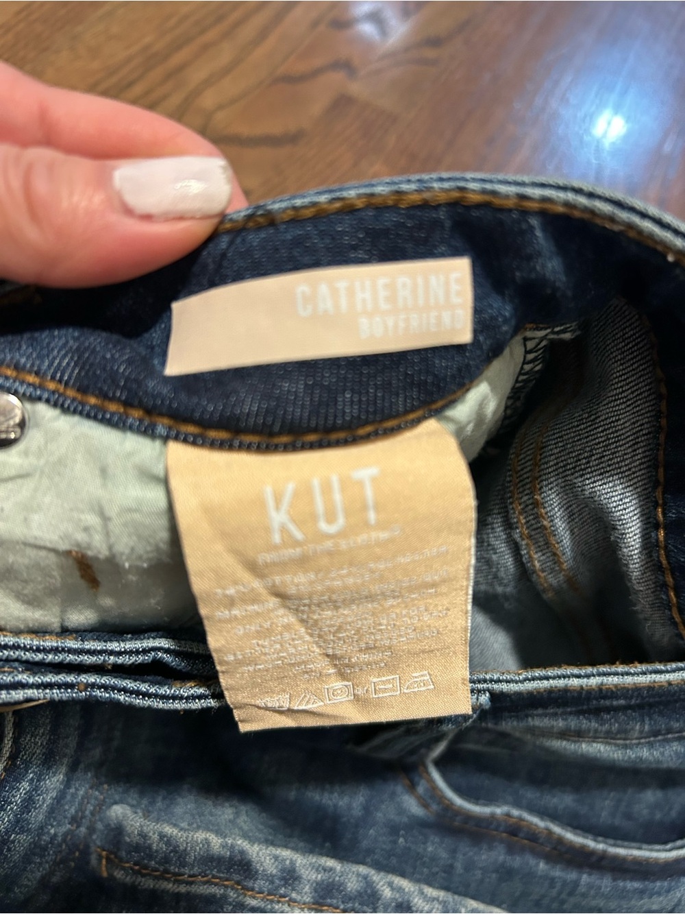Kut from the Kloth Catherine Boyfriend Jeans Dark Wash Women’s - Picture 4 of 9
